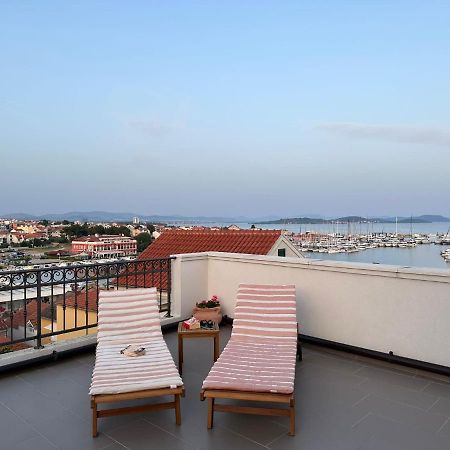 Apartman Lusy Tribunj  Exterior photo